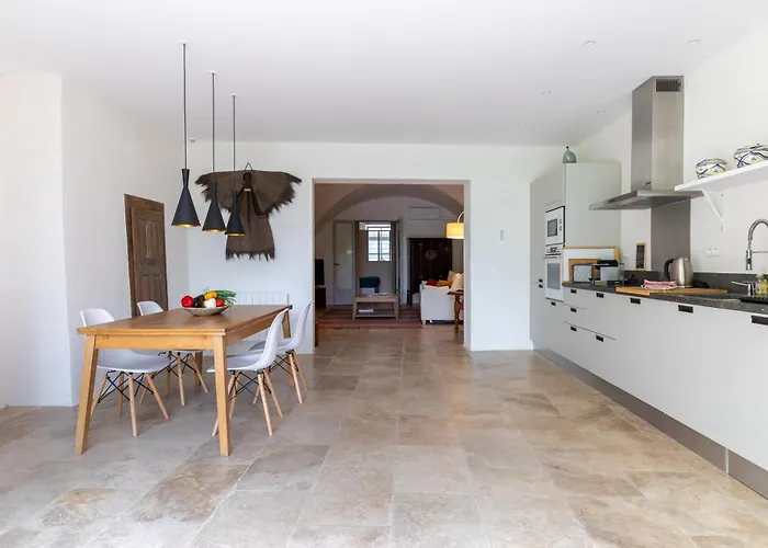 Les Canisses, Magnifique Appartement Avec Terrasse Au Coeur D\'Uzes